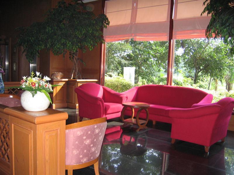 Pathumthani Place Hotel Exterior foto
